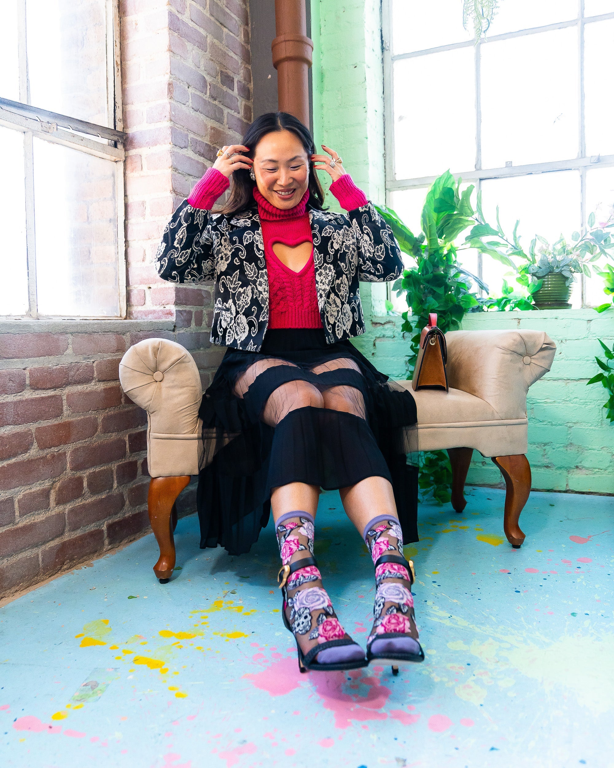 Skulls & Roses Black Sheer Crew Sock