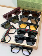 GUCCI Sunglasses-GG1135S