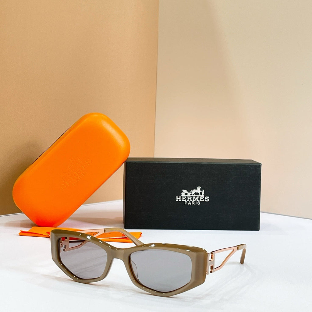 HERM¨¨S Sunglasses H8126S